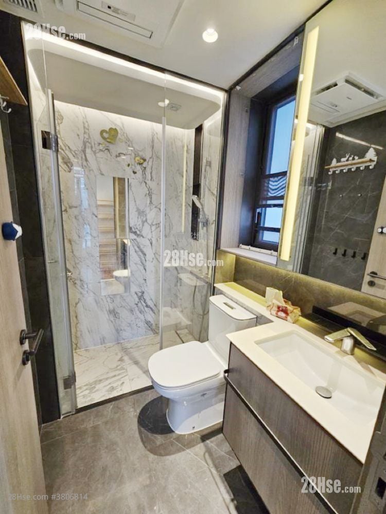 Le Pont Sell 2 Bedrooms , 1 Bathroom 470 ft²