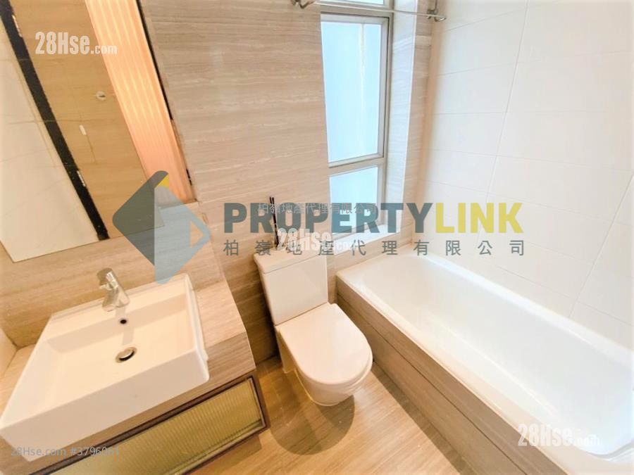 Island Crest Sell 3 Bedrooms , 2 Bathrooms 879 ft²