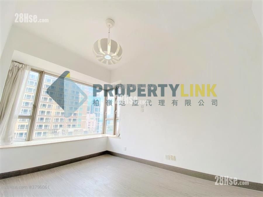 Island Crest Sell 3 Bedrooms , 2 Bathrooms 879 ft²