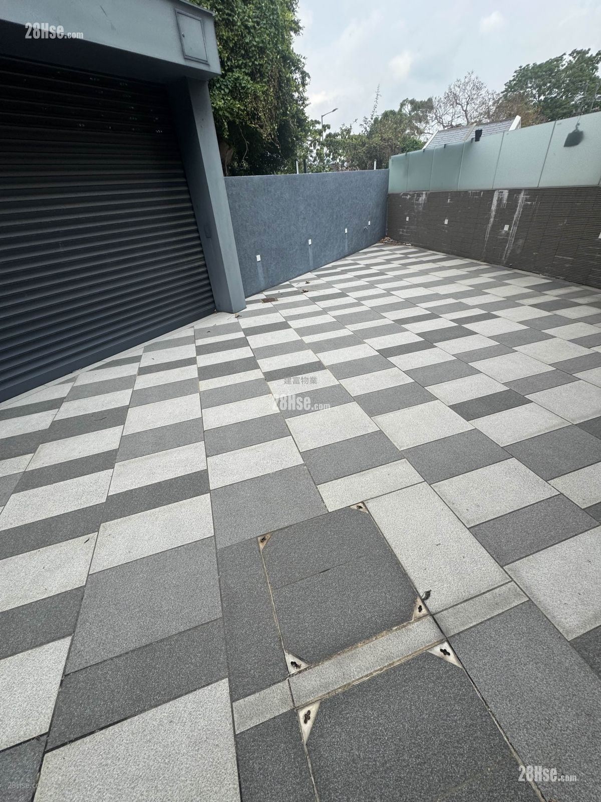 村屋 售盘 5+ 房 , 4 浴室 2,100 平方尺