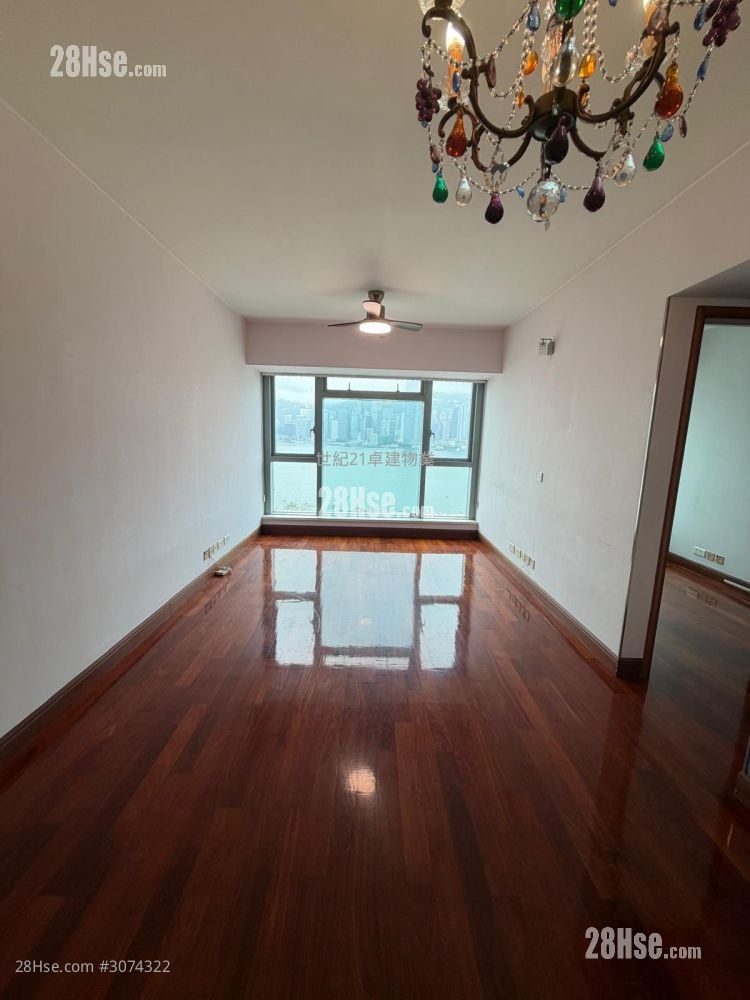 The Harbourside Sell 2 Bedrooms , 2 Bathrooms 750 ft²