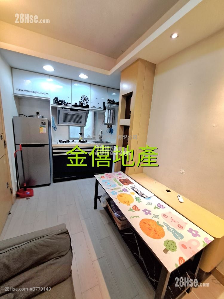 Shun King Building Sell 1 Bedroom , 1 Bathroom 216 ft²