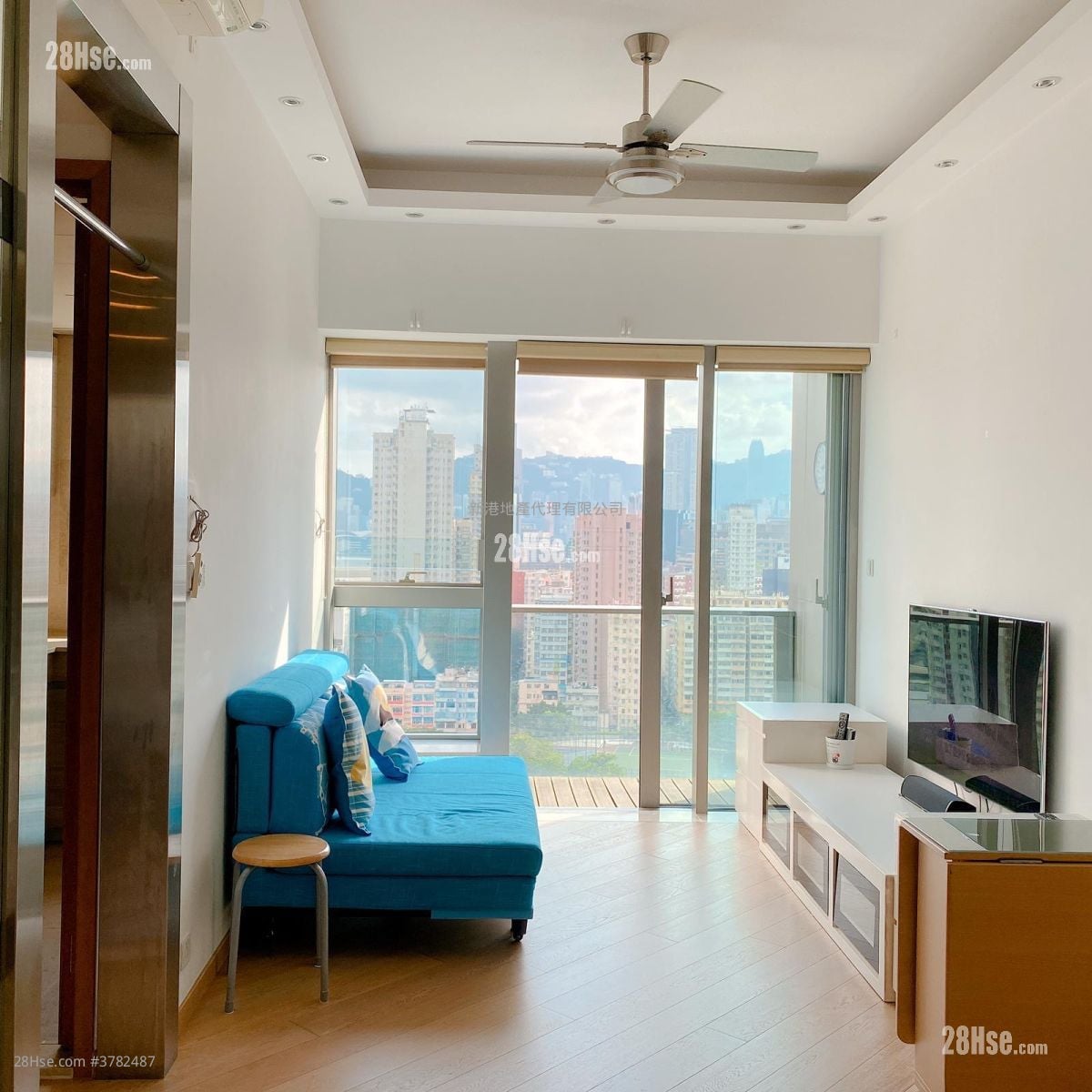 Chatham Gate Rental 2 Bedrooms , 1 Bathroom 550 ft²