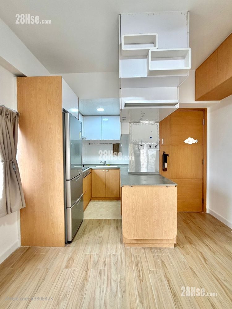 鸿威大厦 售盘 2 房 , 1 浴室 306 平方尺