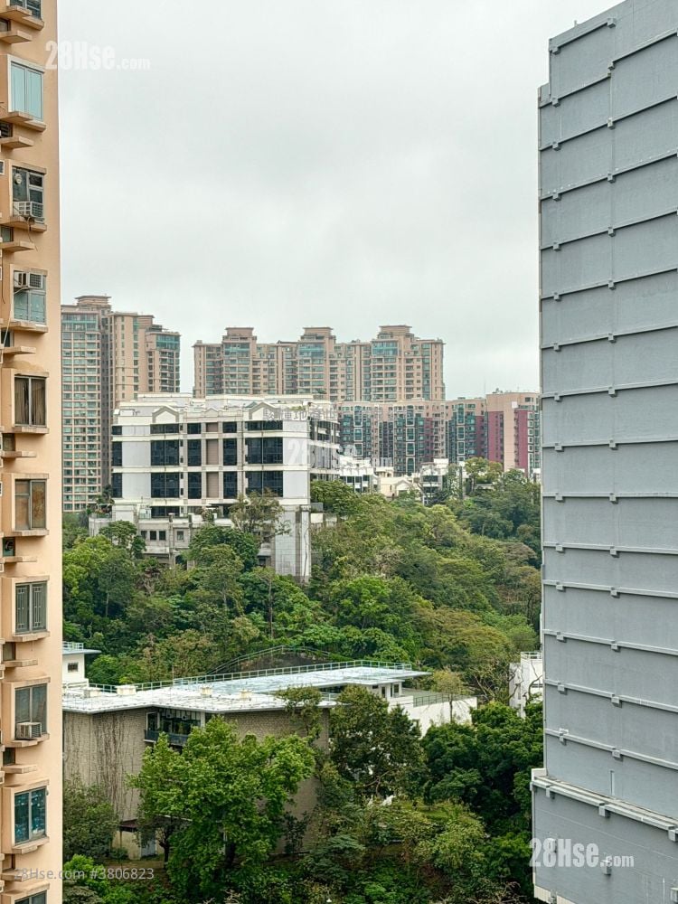 鸿威大厦 售盘 2 房 , 1 浴室 306 平方尺