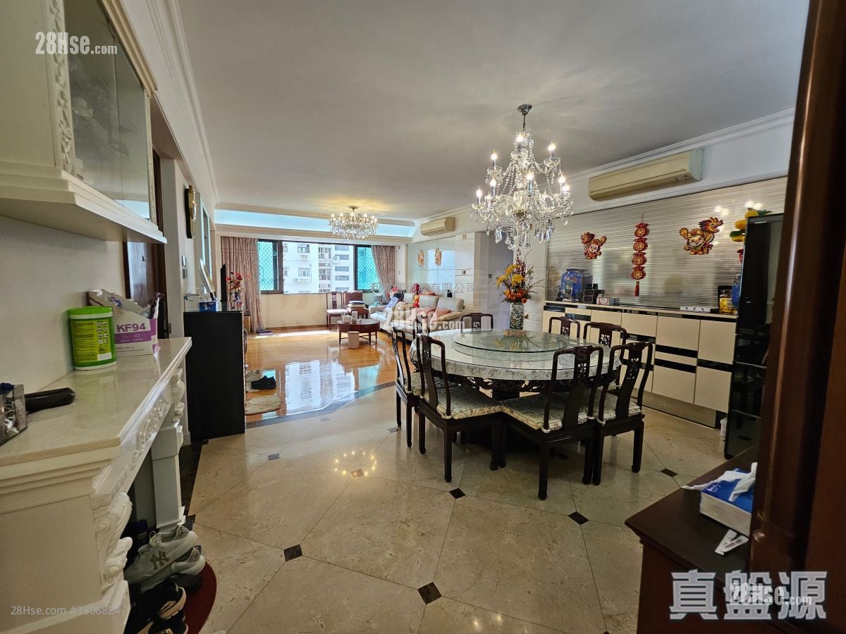 Gallant Court Sell 4 Bedrooms 1,722 ft²