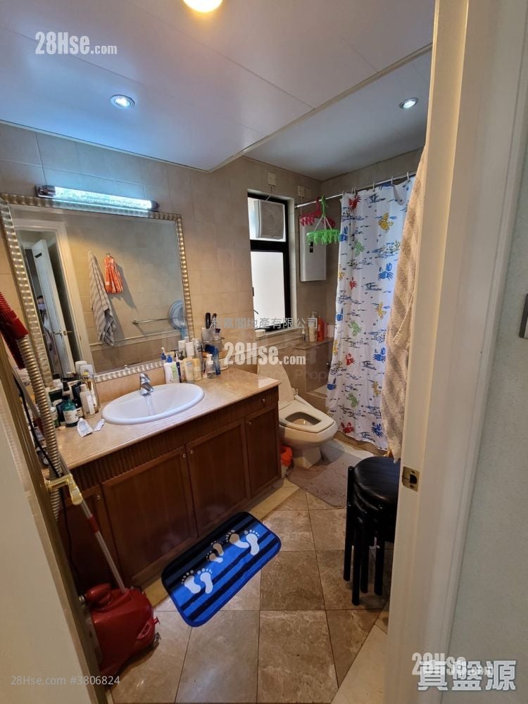 Gallant Court Sell 4 Bedrooms 1,722 ft²