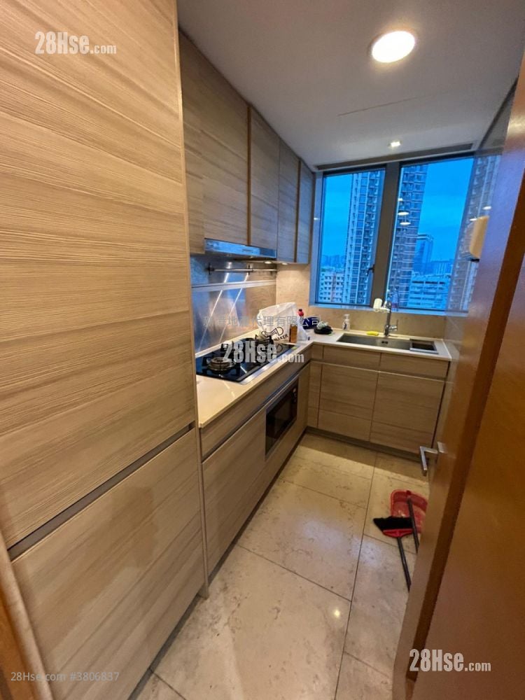 升御门 售盘 3 房 , 2 浴室 708 平方尺