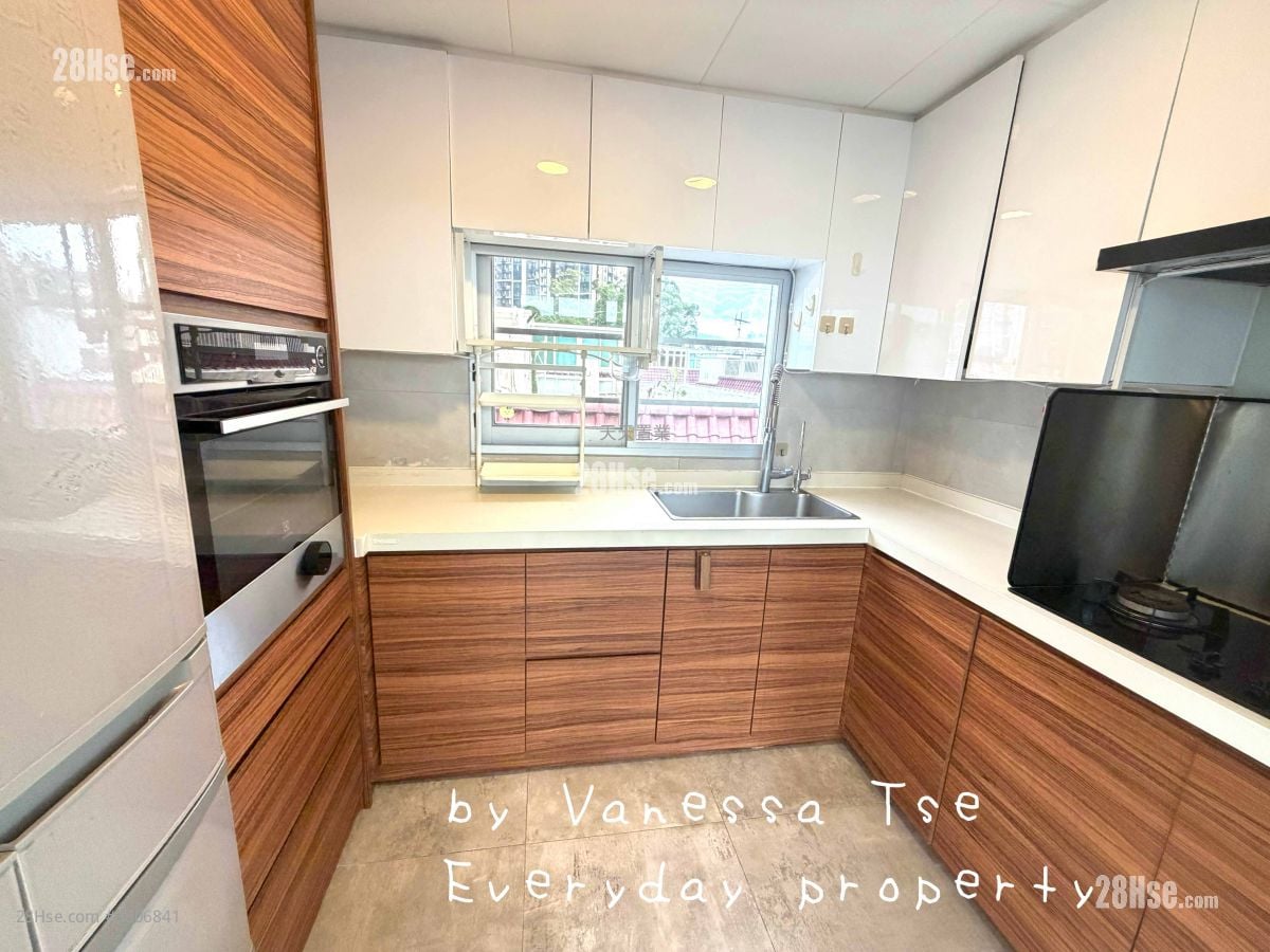 西沙路村屋 售盘 4 房 , 2 浴室 700 平方尺