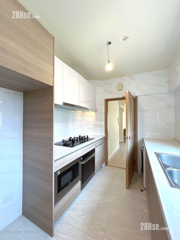 香港黄金海岸 租盘 4 房 , 3 浴室 854 平方尺