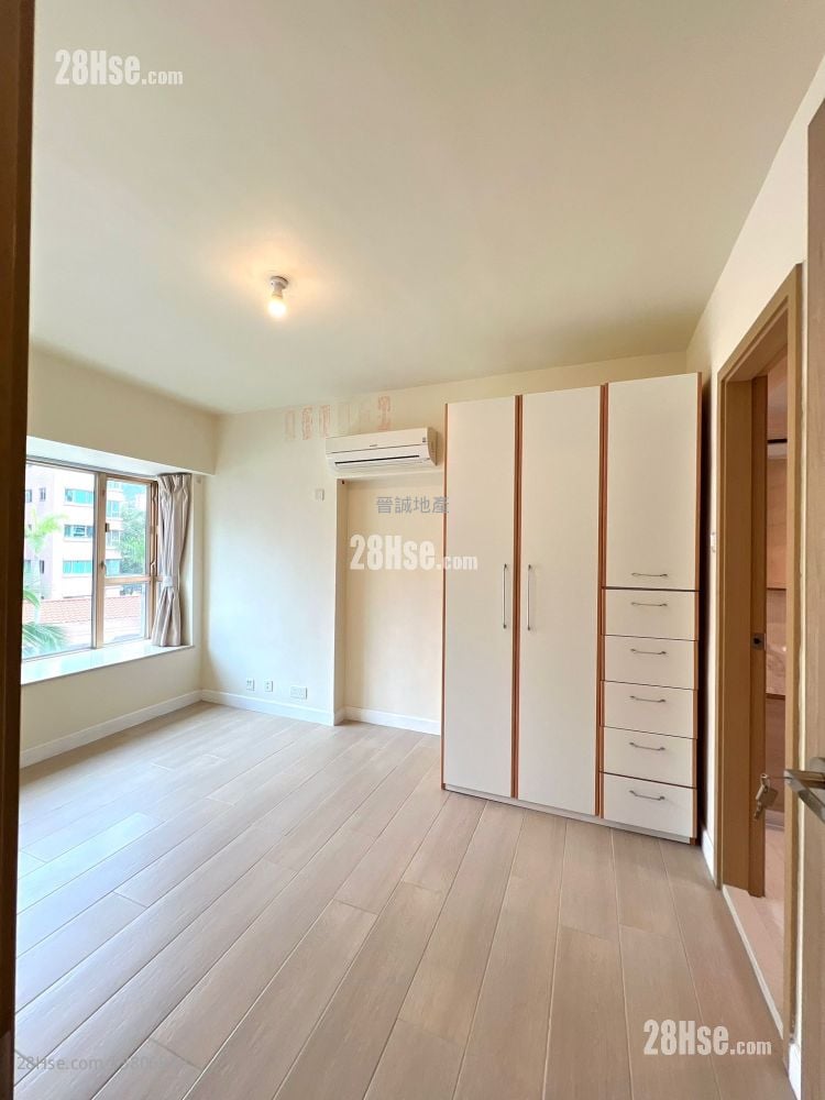 香港黄金海岸 租盘 4 房 , 3 浴室 854 平方尺