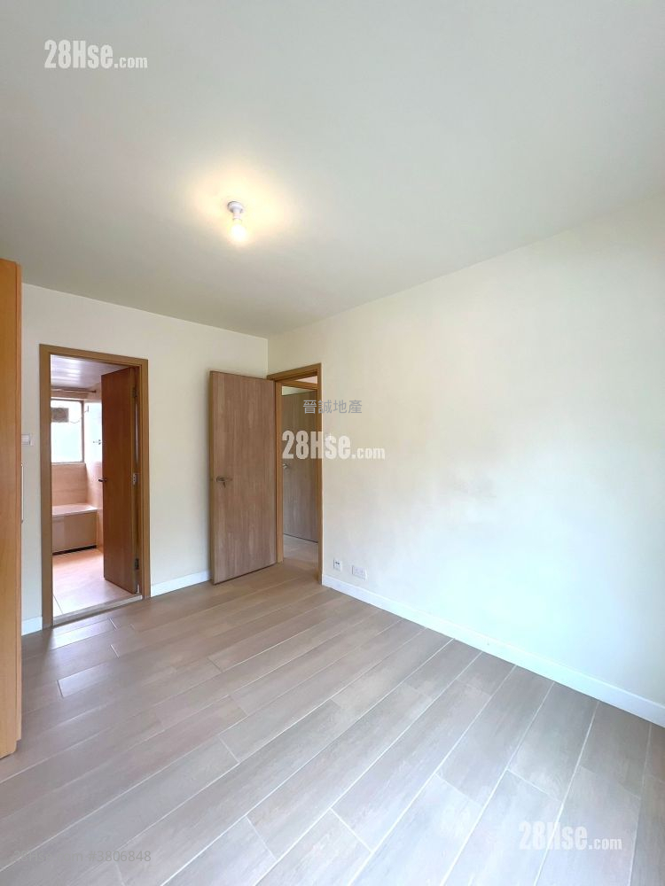 香港黄金海岸 租盘 4 房 , 3 浴室 854 平方尺