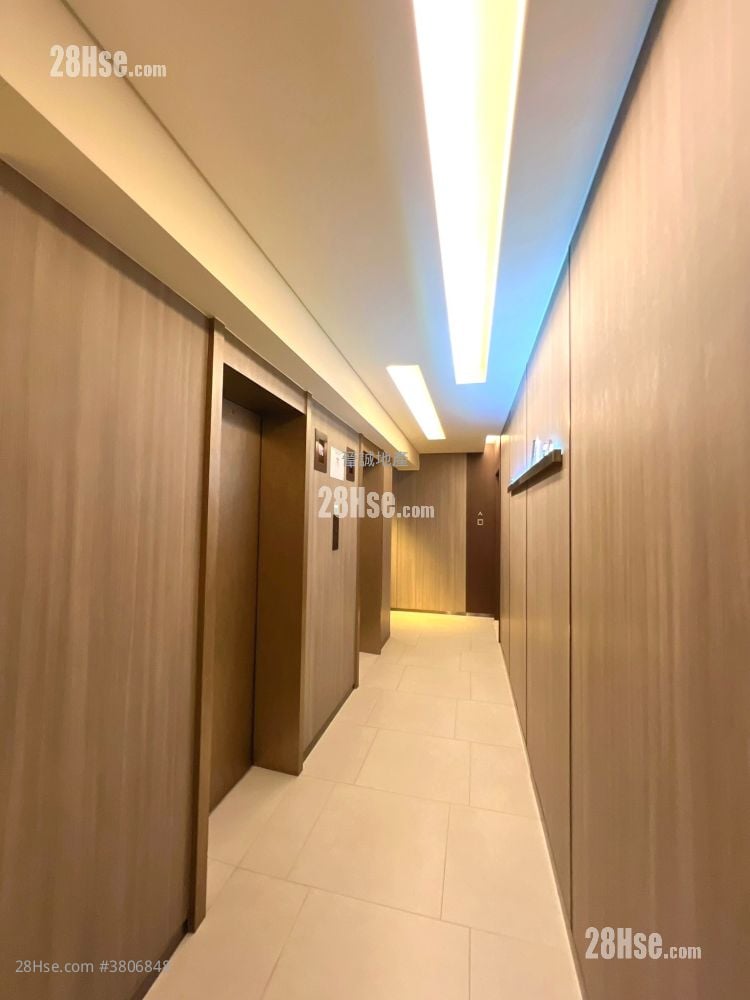 香港黄金海岸 租盘 4 房 , 3 浴室 854 平方尺