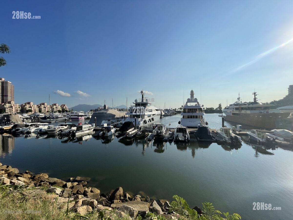 香港黄金海岸 租盘 4 房 , 3 浴室 854 平方尺