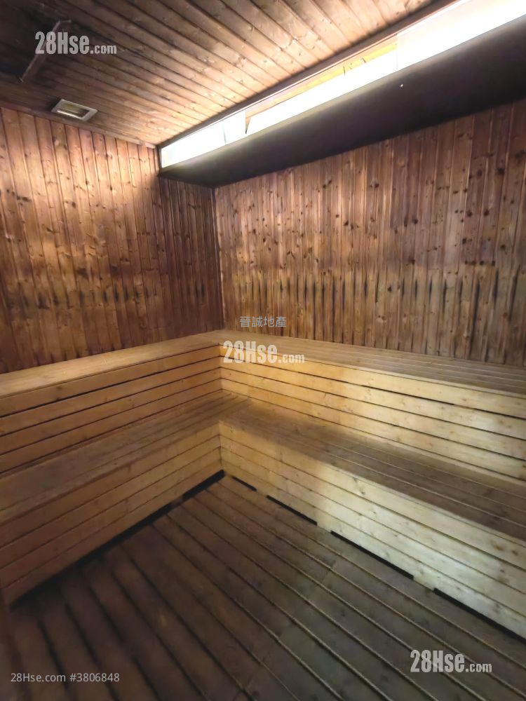 香港黄金海岸 租盘 4 房 , 3 浴室 854 平方尺