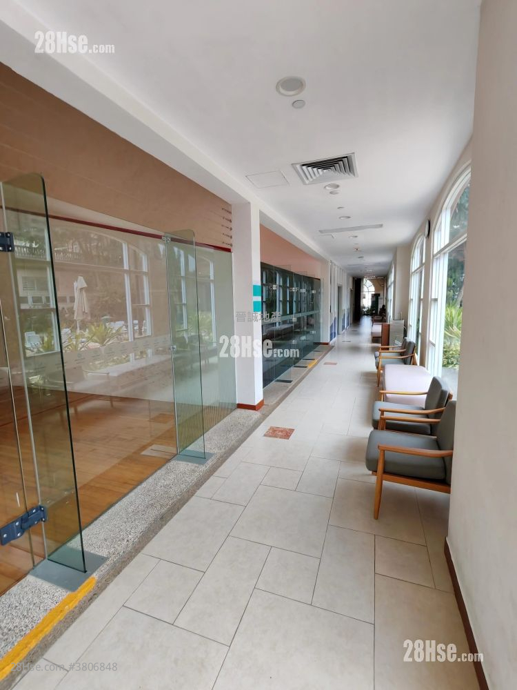 香港黄金海岸 租盘 4 房 , 3 浴室 854 平方尺