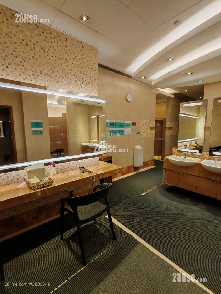 香港黄金海岸 租盘 4 房 , 3 浴室 854 平方尺