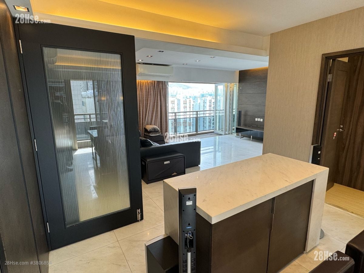 汇豪峰 租盘 4 房 , 2 浴室 1,029 平方尺