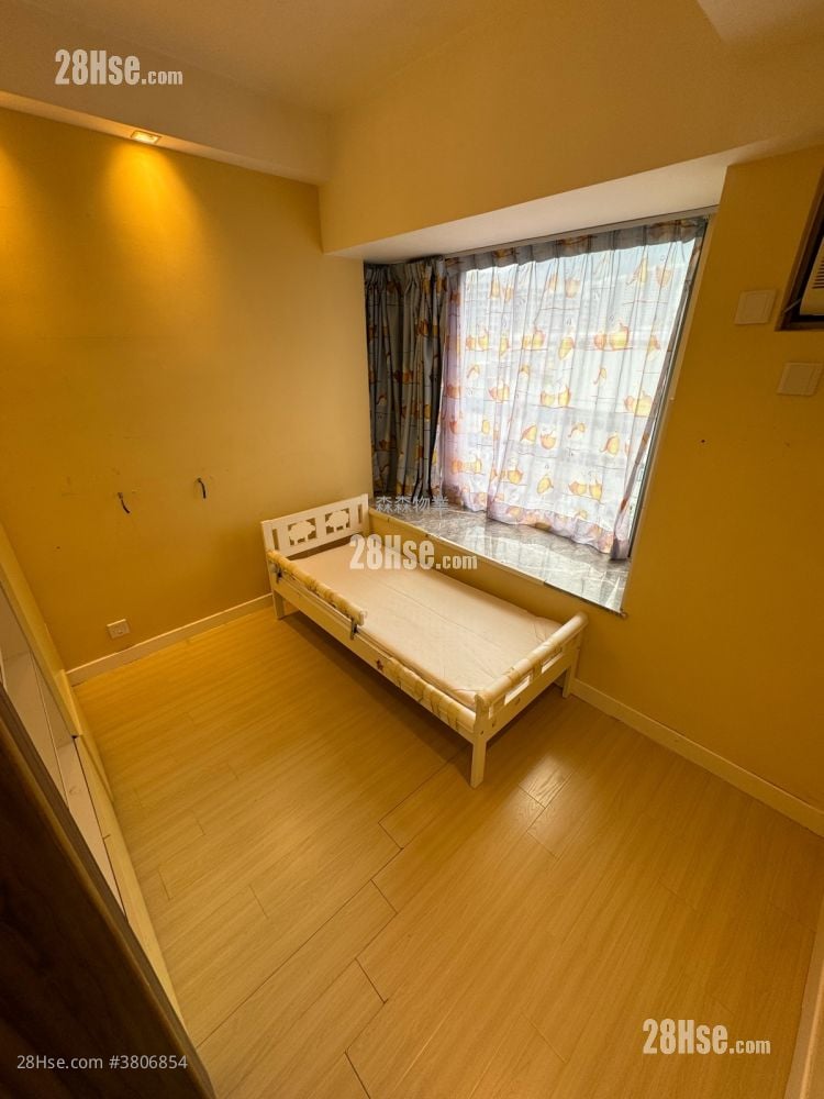 汇豪峰 租盘 4 房 , 2 浴室 1,029 平方尺