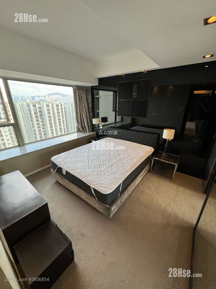 汇豪峰 租盘 4 房 , 2 浴室 1,029 平方尺