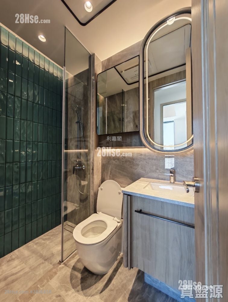 Hava Sell 2 Bedrooms 397 ft²