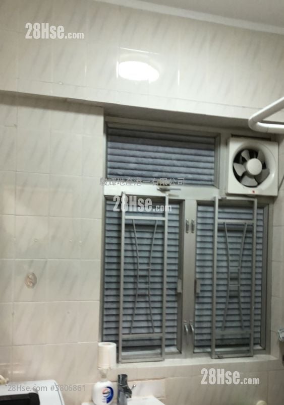 Kam Tong Building Rental 1 Bedroom , 1 Bathroom 330 ft²