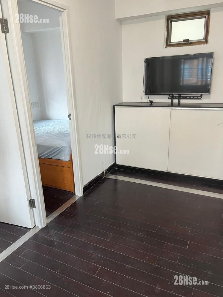 Quality Tower Rental 2 Bedrooms , 1 Bathroom 280 ft²