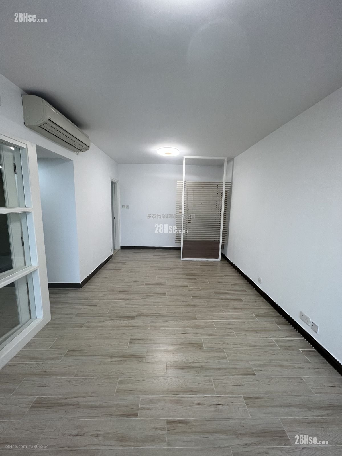 Island Resort Sell 3 Bedrooms , 2 Bathrooms 733 ft²