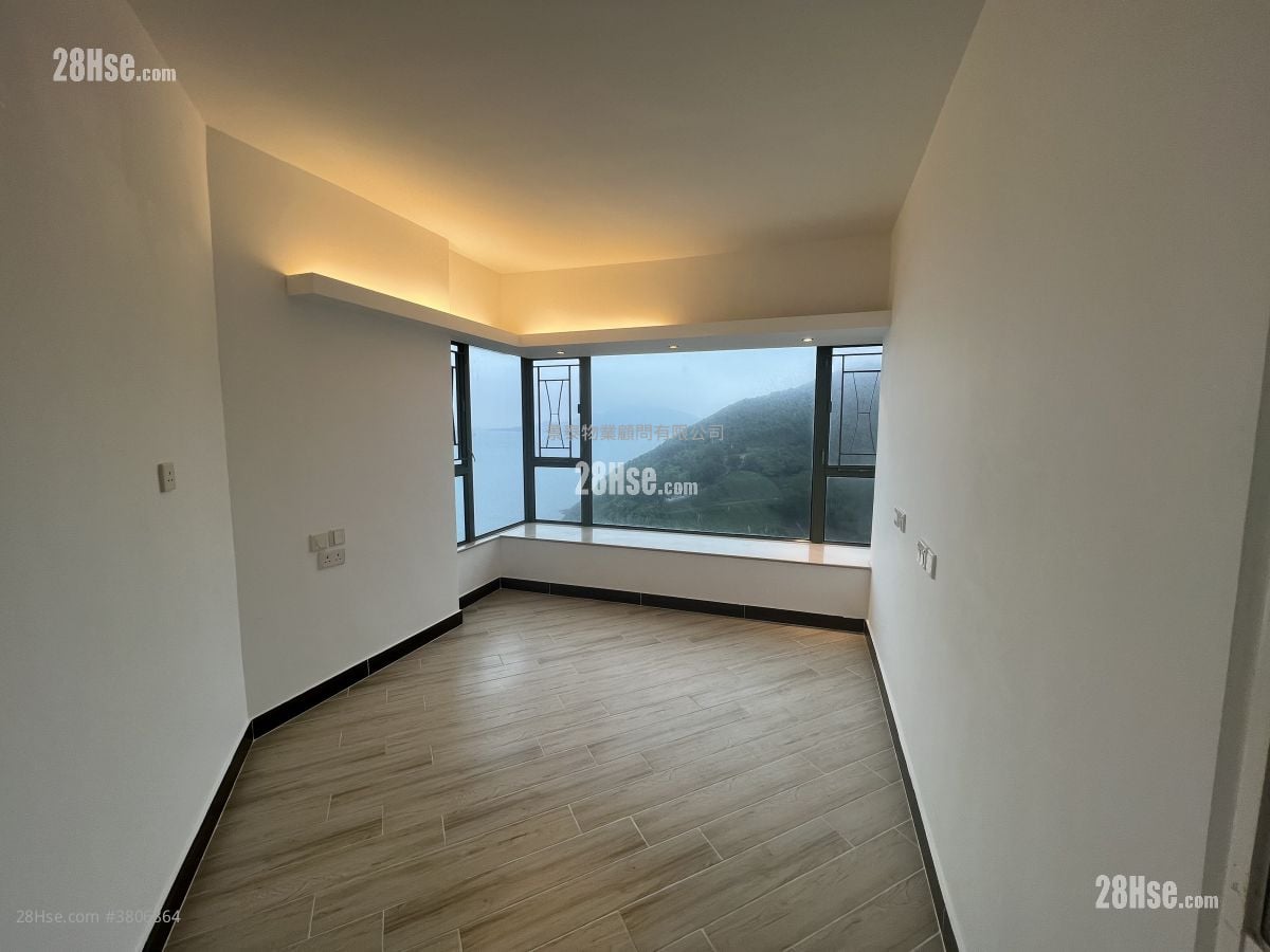 Island Resort Sell 3 Bedrooms , 2 Bathrooms 733 ft²