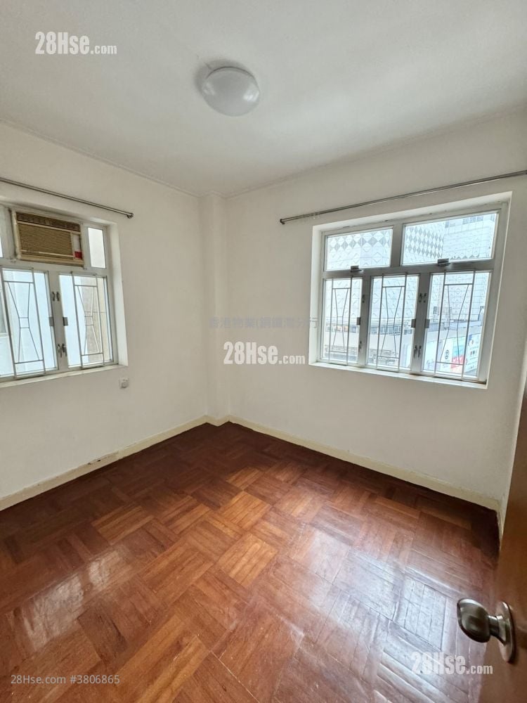 百德大厦 售盘 3 房 , 1 浴室 741 平方尺