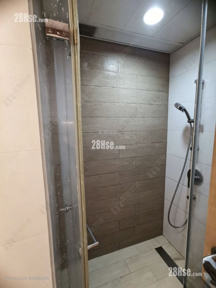 Ori Sell 1 Bedroom , 1 Bathroom 343 ft²