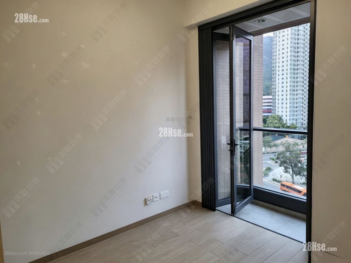 Ori Sell 1 Bedroom , 1 Bathroom 343 ft²