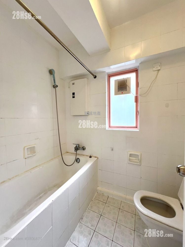 香港黄金海岸 租盘 3 房 , 2 浴室 685 平方尺