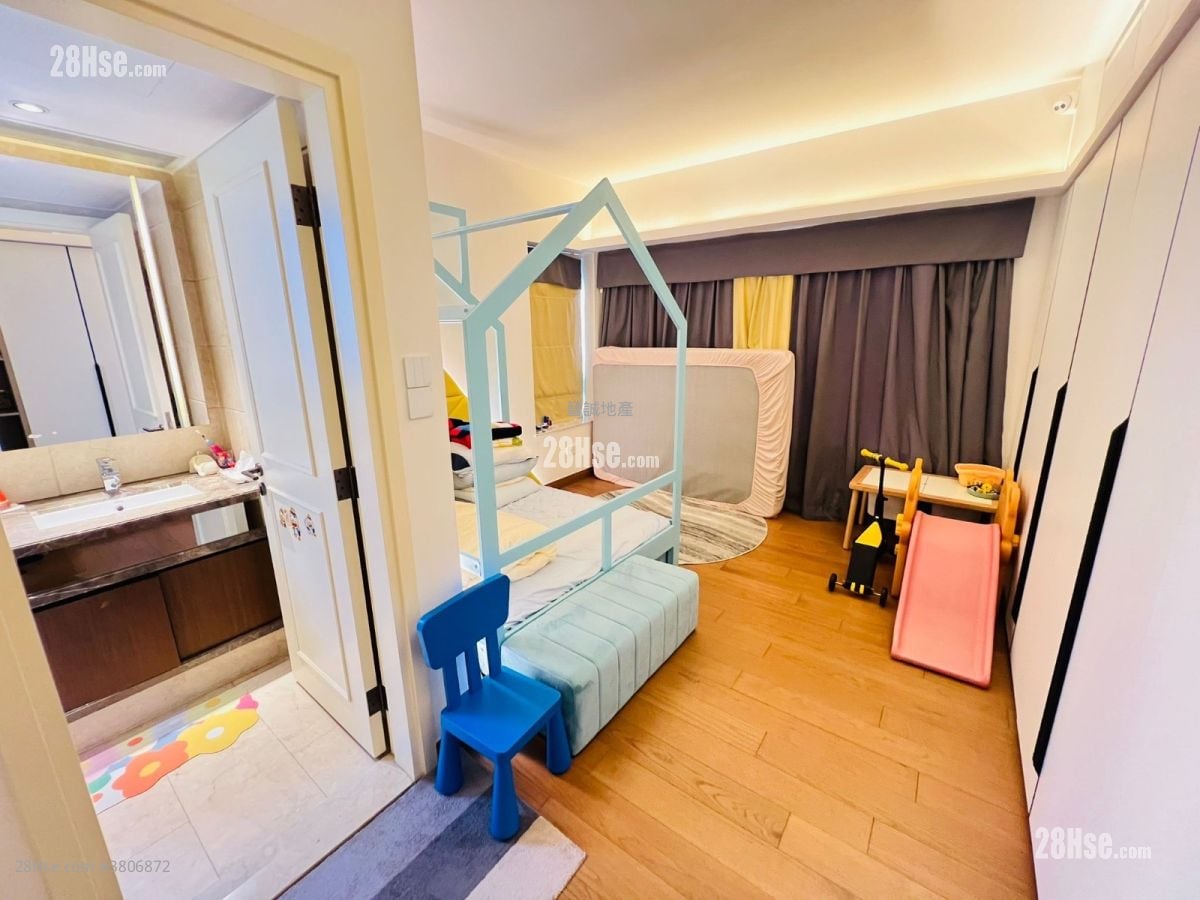 Jade Grove Rental 5+ Bedrooms , 5+ Bathrooms 2,322 ft²