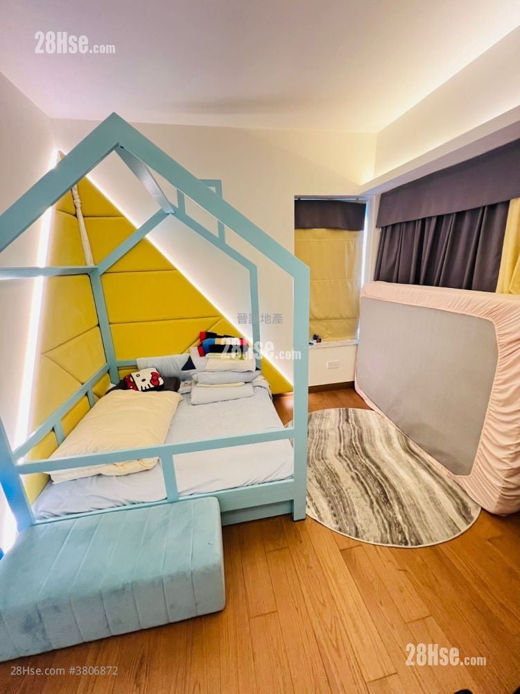 Jade Grove Rental 5+ Bedrooms , 5+ Bathrooms 2,322 ft²