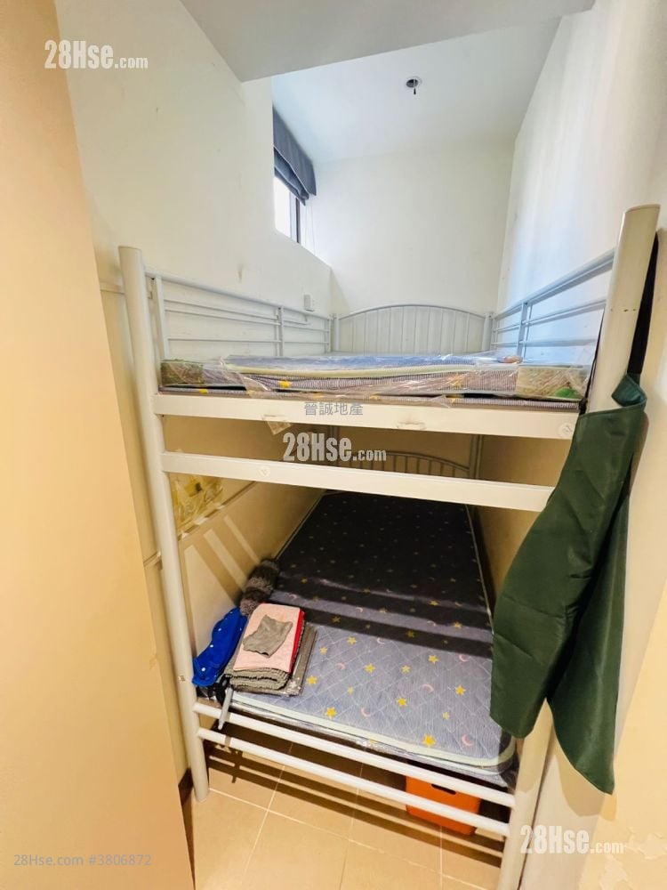 Jade Grove Rental 5+ Bedrooms , 5+ Bathrooms 2,322 ft²