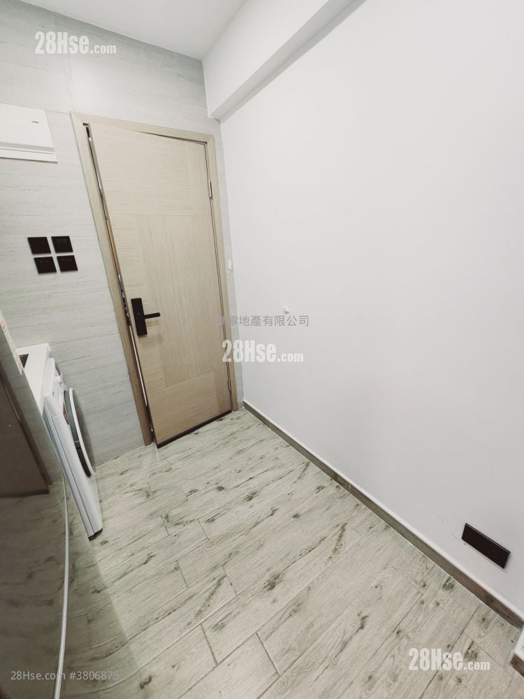 Apartment Rental 220 ft²