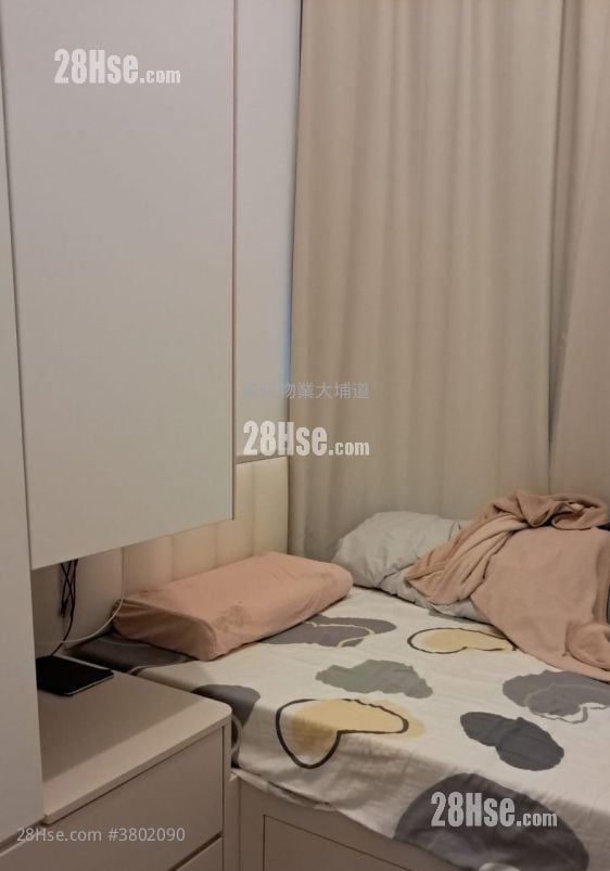 The Paddington Sell 2 Bedrooms , 1 Bathroom 350 ft²