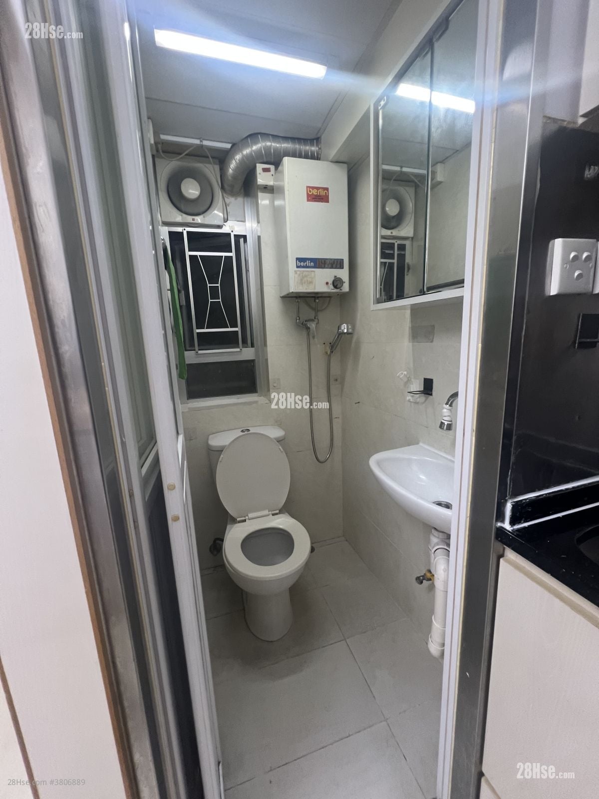 青山道60號興業大廈 租盤 120 平方呎