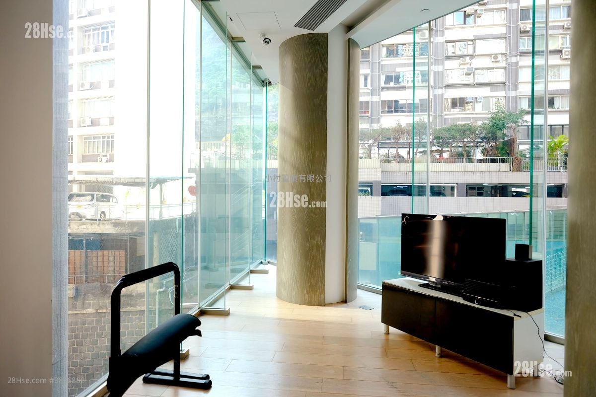 Clubhouse: The Icon Rental 1 Bedroom , 1 Bathroom 452 ft²