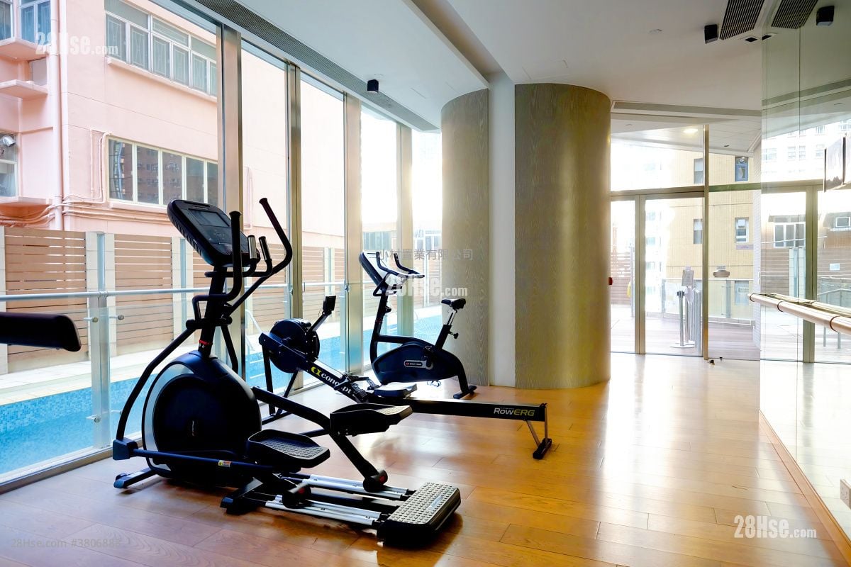 Clubhouse: The Icon Rental 1 Bedroom , 1 Bathroom 452 ft²