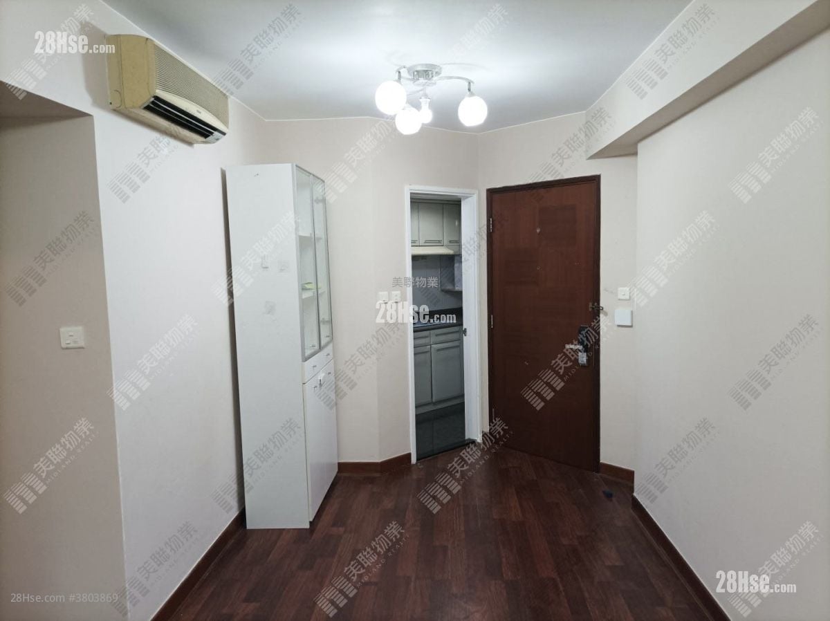 Summit Terrace Sell 2 Bedrooms , 1 Bathroom 435 ft²