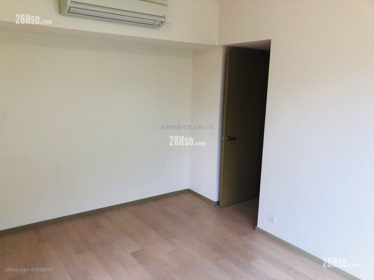 Island Garden Rental 2 Bedrooms , 1 Bathroom 695 ft²