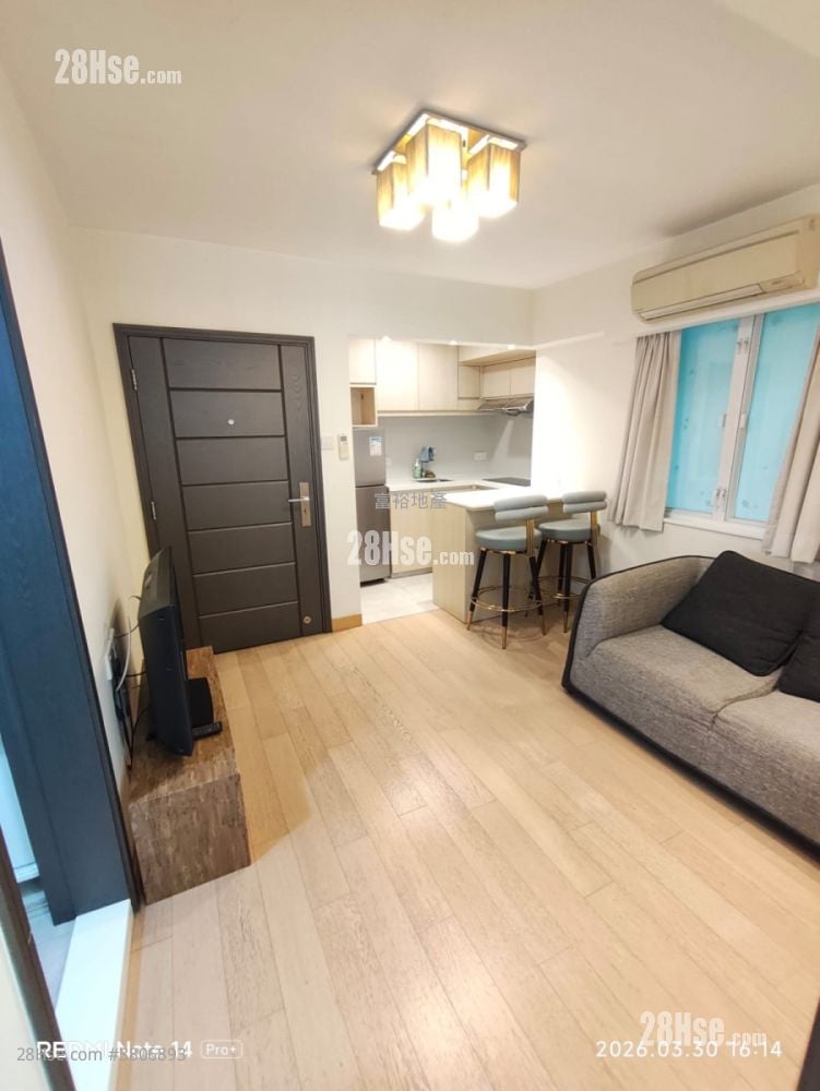 Midland Centre Rental 1 Bedroom , 1 Bathroom 285 ft²