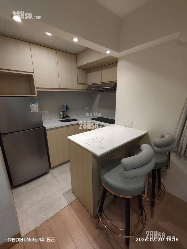 Midland Centre Rental 1 Bedroom , 1 Bathroom 285 ft²