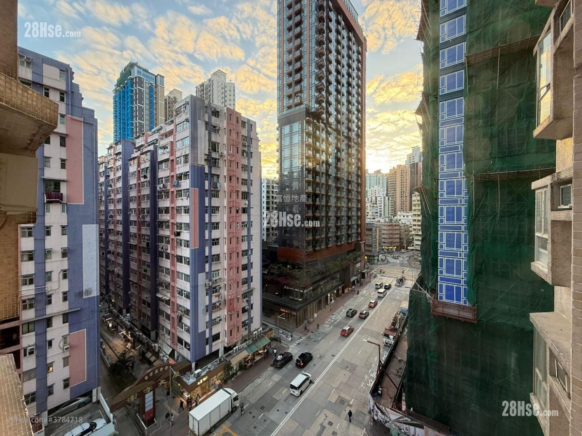 Bailey Garden Sell 3 Bedrooms , 2 Bathrooms 476 ft²