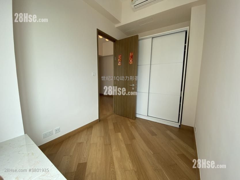 Iuniq Residence Rental 2 Bedrooms , 1 Bathroom 364 ft²