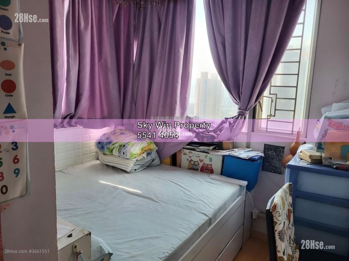 Bedford 28 Sell 3 Bedrooms , 2 Bathrooms 795 ft²