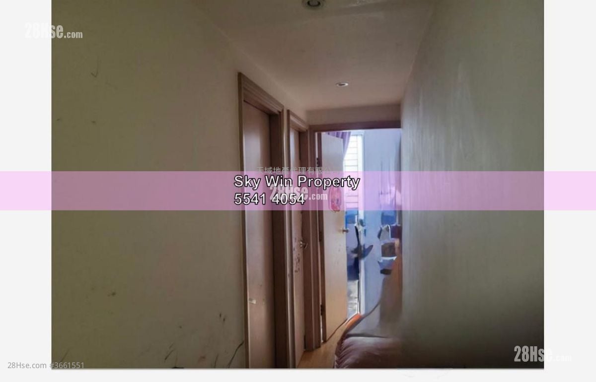 Bedford 28 Sell 3 Bedrooms , 2 Bathrooms 795 ft²