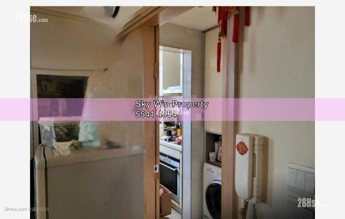 Bedford 28 Sell 3 Bedrooms , 2 Bathrooms 795 ft²